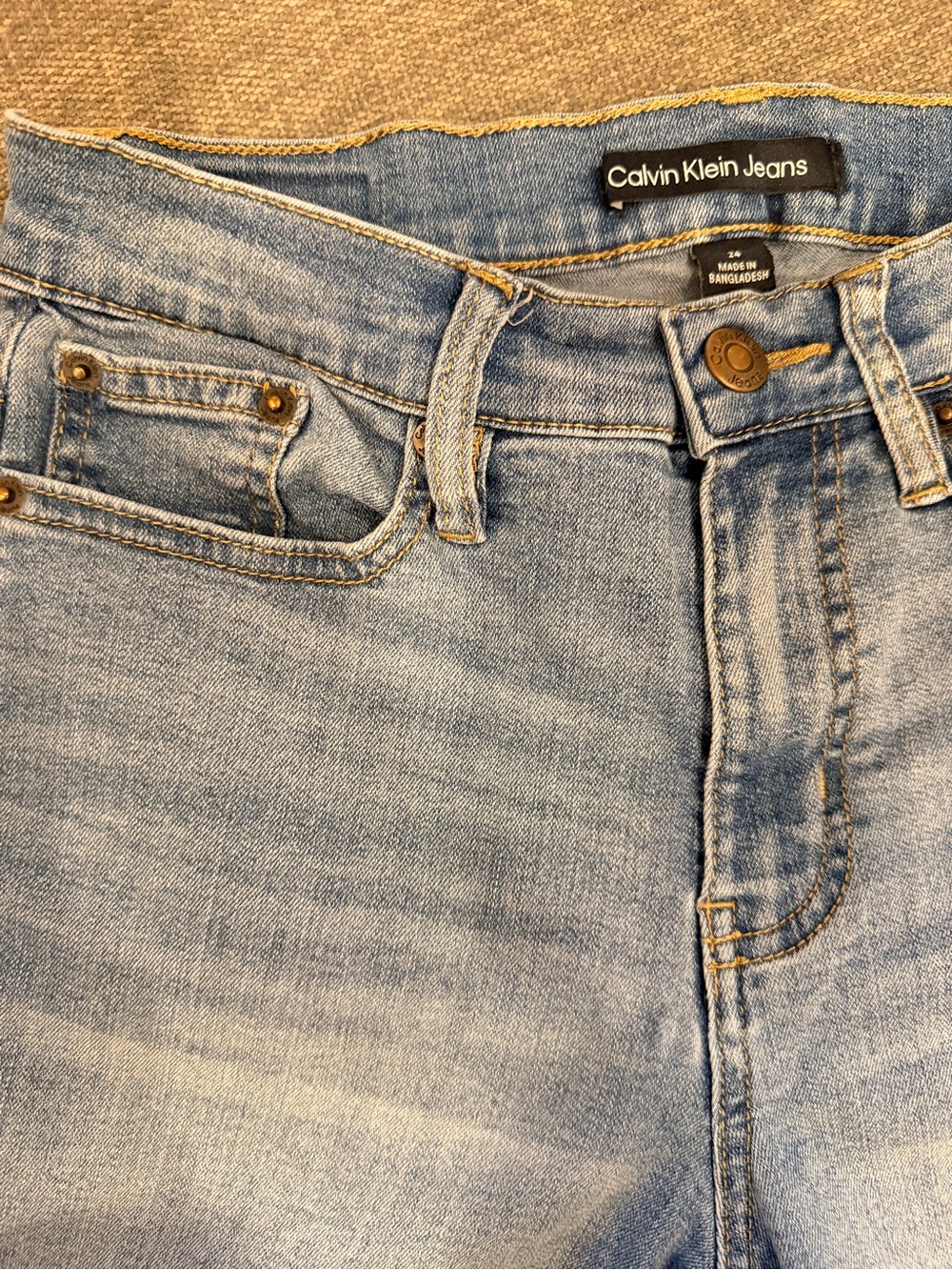Calvin Klein Jeans Light Wash Denim Shorts Size 24